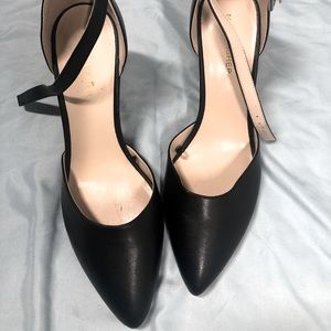 Gentility Worn Classic Marc Fisher Heels